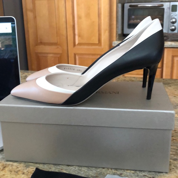 NWT Armani colorblock white black cream heels - Picture 3 of 6